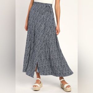 Lulu’s Wrap Maxi Skirt size XL